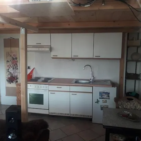 Kleine Wohneinheit Mit Terassennutzung Appartement Kassel Buitenkant foto